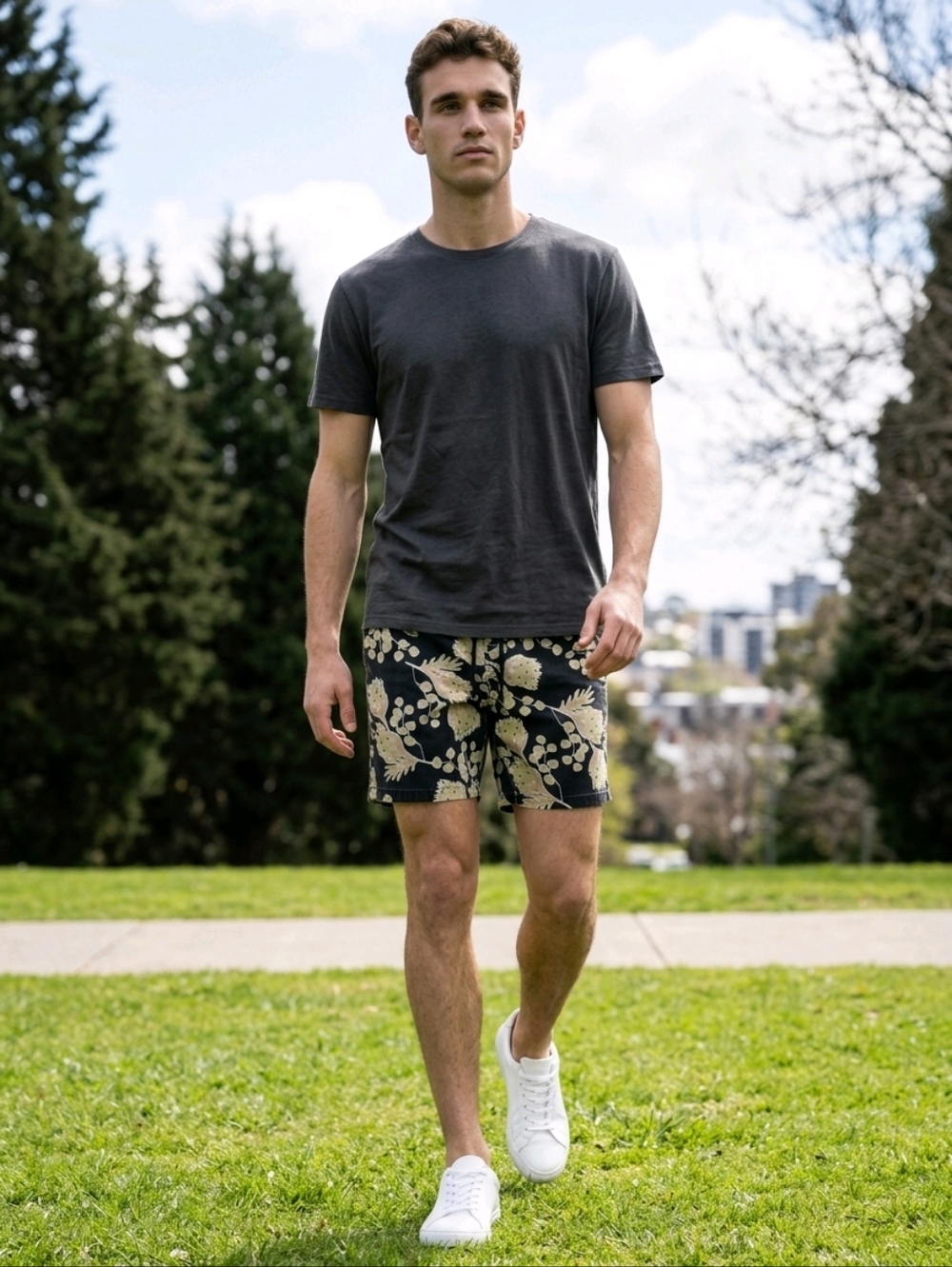 Katin Black Floral HawaiianTropical Print Cotton Elastic Waist Surf Shorts L 7"